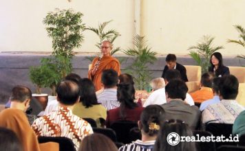 Bhikkhu Dhammasubho Mahāthera, President University Realestat.id dok