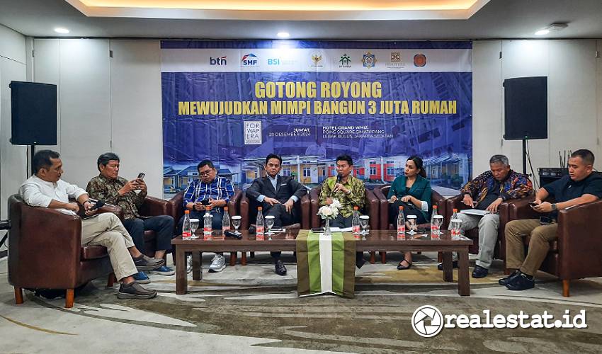 Diskusi Gotong Royong Mewujudkan Mimpi Bangun 3 juta rumah yang diselenggarakan Forum Wartawan Perumahan Rakyat-FORWAPERA-RealEstat.id-Adhitya Putra