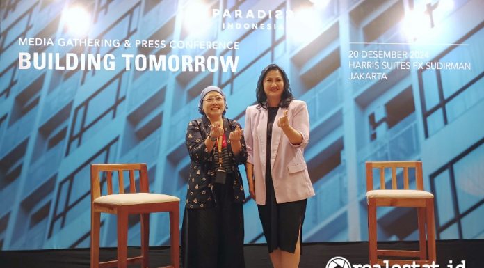 Diana Solaiman, Chief Corporate Services Officer INPP (kanan) dan Ami Hatta, Chief Corporate Communication INPP saat konferensi pers, Jumat, 20 Desember 2024. (Foto: Realestat.id)