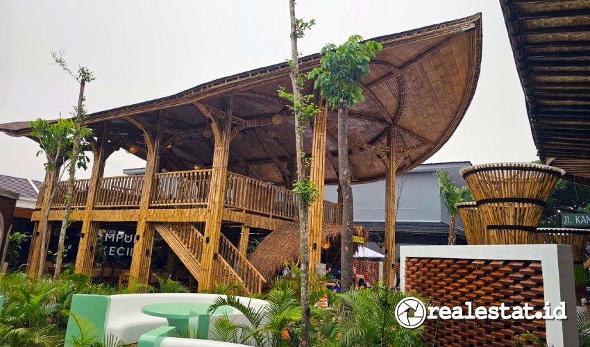 Restoran Kampung Kecil TROPS Paradise Resort City Realestat.id dok