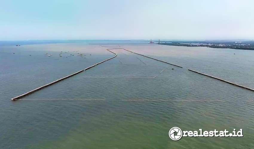 Pagar Laut sepanjang 30,16 km di lepas pantai Tangerang (Foto: Dok. ATR/BPN) 