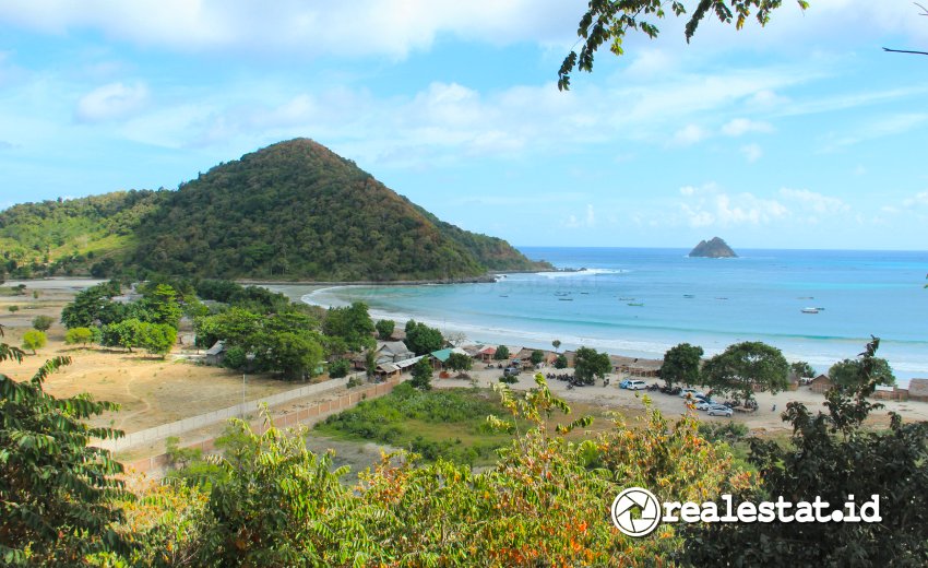 Kawasan pesisir pantai Lombok. (Foto: Realestat.id/Anto Erawan)