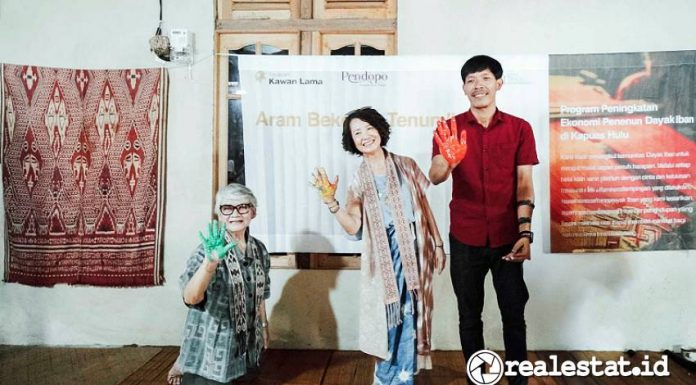 Yayasan Kawan Lama Menggelar Program Aram Bekelala Tenun Iban-RealEstat.id