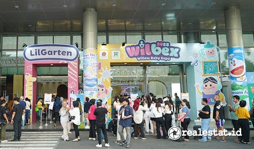 Masyarakat ramai mengunjungi pameran produk anak dan keluarga Willow Baby Expo 2025. (Sumber: Dyandra)