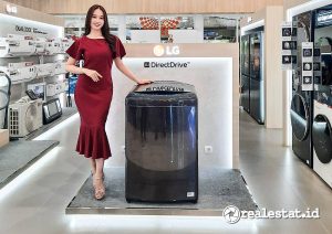 Mesin cuci LG top loading atau bukaan atas terbaru yang memiliki fitur AI DD atai Artificial Intelligence Direct Drive. (Foto: RealEstat.id-Adhitya Putra)