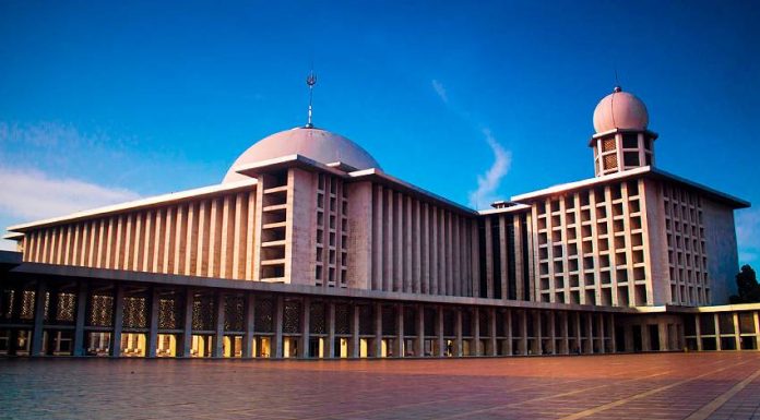 Masjid terbesar di Indonesia nomor 1 nya adalah Masjid Istiqlal-RealEstat.id