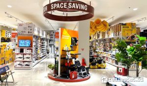Gerai AZKO di Paragon Square Mall, Kota Sorong, Papua Barat (Foto: Istimewa) 