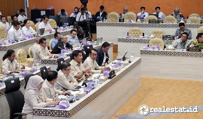 Kementerian-PKP-Revisi-UU-Perumahan-Roadmap-Peta-Jalan-Komisi-V-DPR-RI-realestat.id-dok