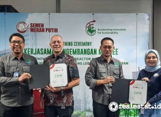 Seremoni MoU antara Semen Merah Putih dengan PT AlgaePark Indonesia Mandiri untuk mengembangkan dan memproduksi pohon cair mikroalga MP Tree-RealEstat.id-Adhitya Putra