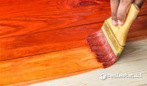 Ilustrasi merk cat kayu anti rayap terbaik. (Sumber: Istock)