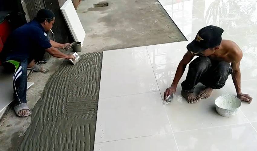 Harga Pasang Granit 80x80 2025-RealEstat.id