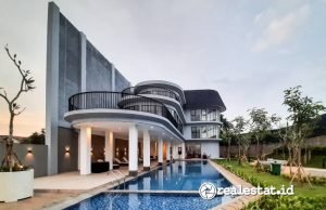 Tampilan fasad Baltic Clubhouse dirancang dengan arsitektur bergaya modern yang menjadi tambahan fasilitas dari hunian premium Synthesis Huis-RealEstat.id