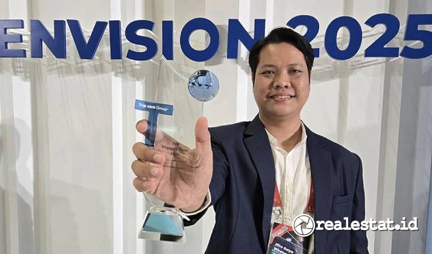 ecommerceloka-raih-penghargaan-internasional-Top-Engagement-Chain-2025-di-Shanghai-RealEstat.id_