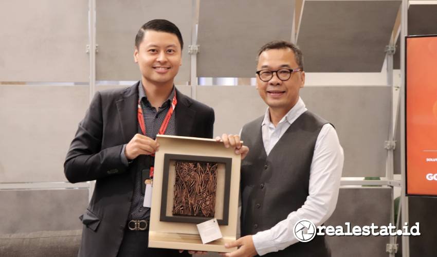 William Simiadi, Managing Director VIVERE Group-RealEstat.id