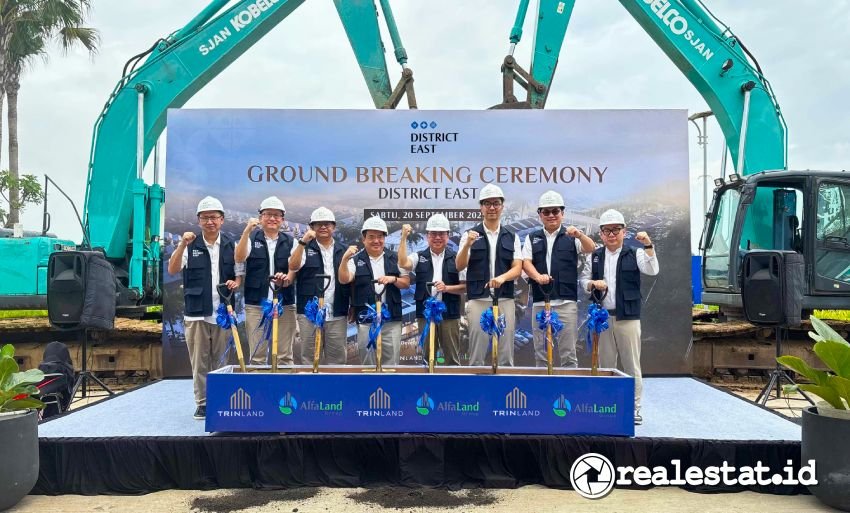Ground Breaking District East Triniti Dinamik Land realestat.id dok