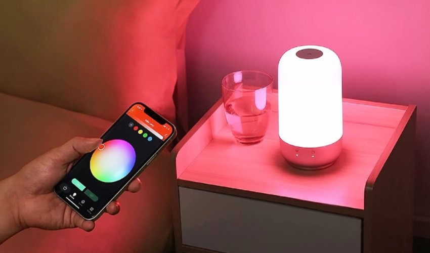 Rekomendasi Smart Lamp Terbaik 2025-RealEstat.id