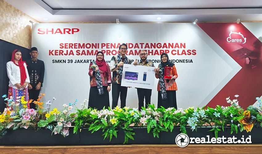 Sharp Indonesia Class SMKN 39 Jakarta Realestat.id dok
