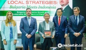 President University Club Jababeka Bulgaria realestat.id dok