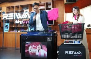 Mesin cuci terbaru REIWA Next Gen Twin Tub Washing Machine dan water dispenser 2025-RealEstat.id