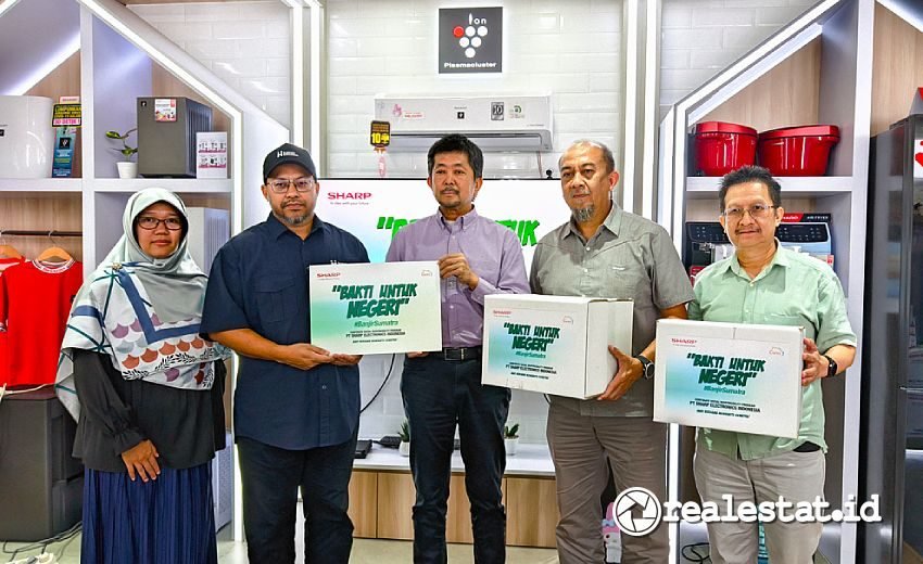 slogan Sharp In Step With Your Future baktu untuk negeri banjir longsor sumatera realestat.id dok