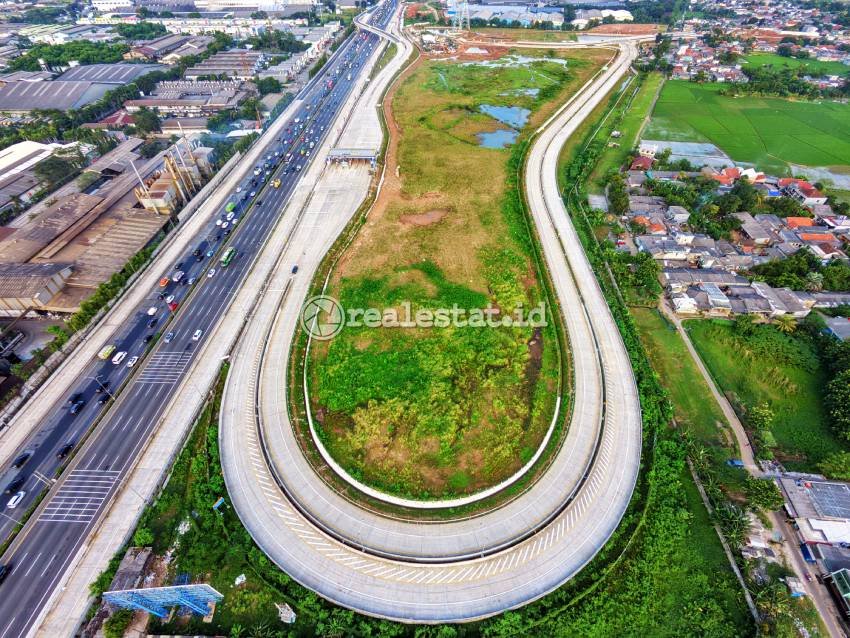 Akses Exit Tol KM 25 Jakarta Merak Township Kota Mandiri Paramount Petals Land Maret 2026 realestat.id dok (1)