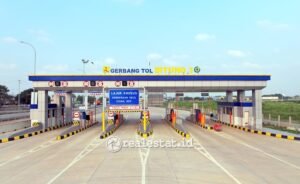 Akses Gerbang Tol Bitung 3 Jakarta Tangerang Merak KM 25 Paramount Petals realestat.id dok