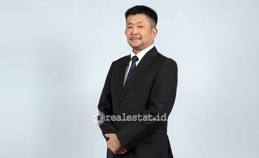 Shinji Teraoka President Director Sharp Electronics Indonesia realestat.id dok