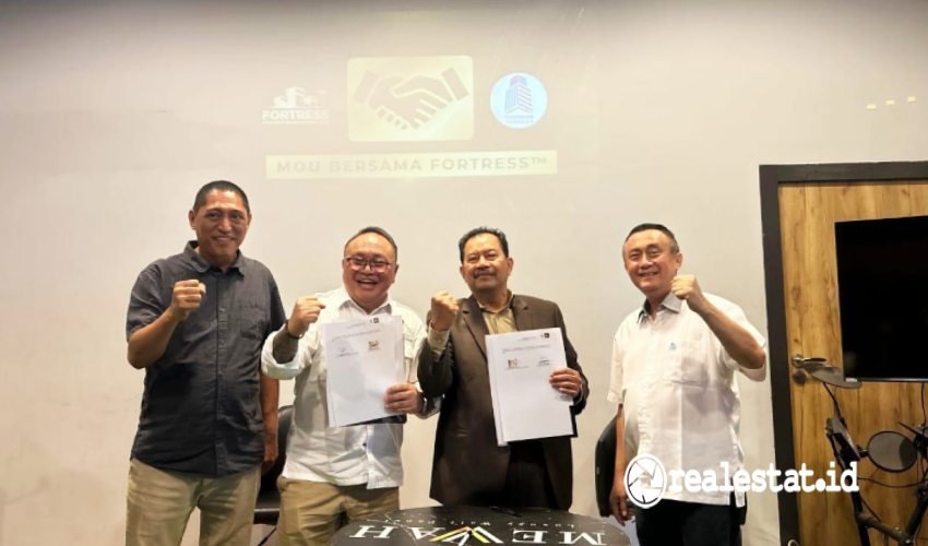 MoU-Pintu-Baja-FORTRESS-dan-Pengembang-Indonesia-RealEstat.id_.jpg