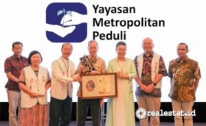 Nanda Widya Metland YMP Penghargaan Fervent Global Love of Lives Award realestat.id dok